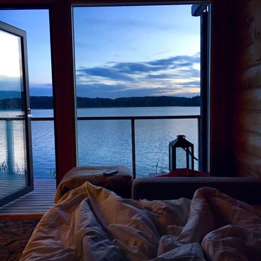 Красивый вид из окна