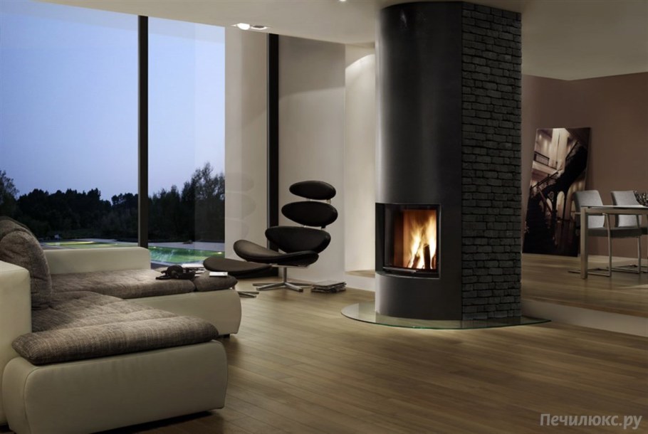 Современный камин в доме