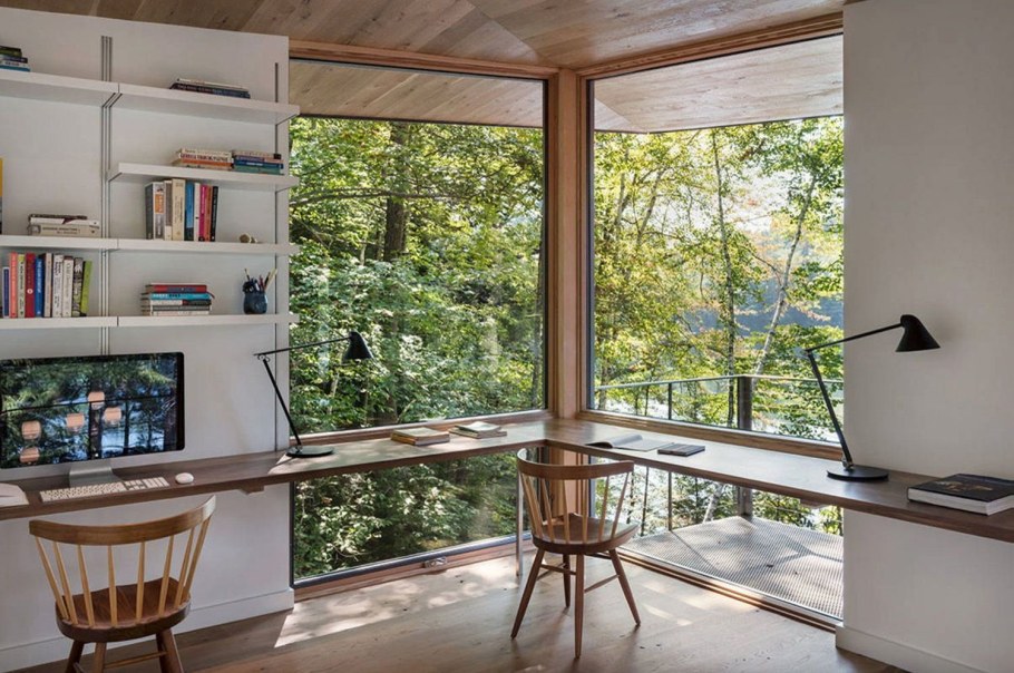 Угловые окна в частный дом