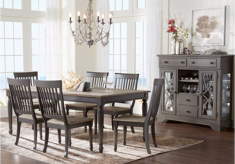 Стол в стиле Неоклассика