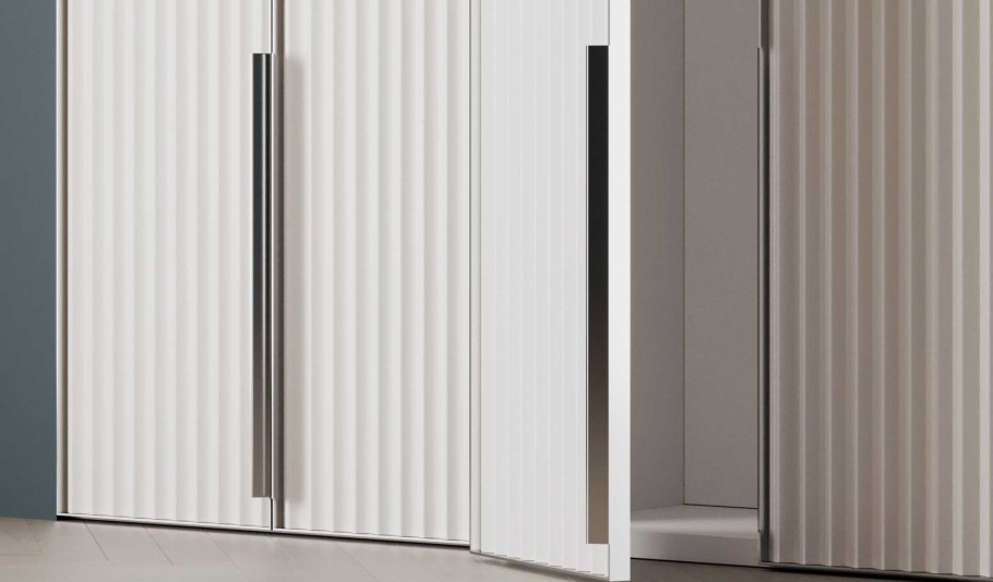 Шкаф с вертикальной фрезеровкой