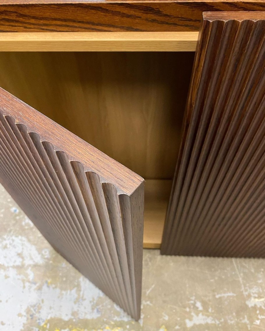 Ребристые фасады для кухни