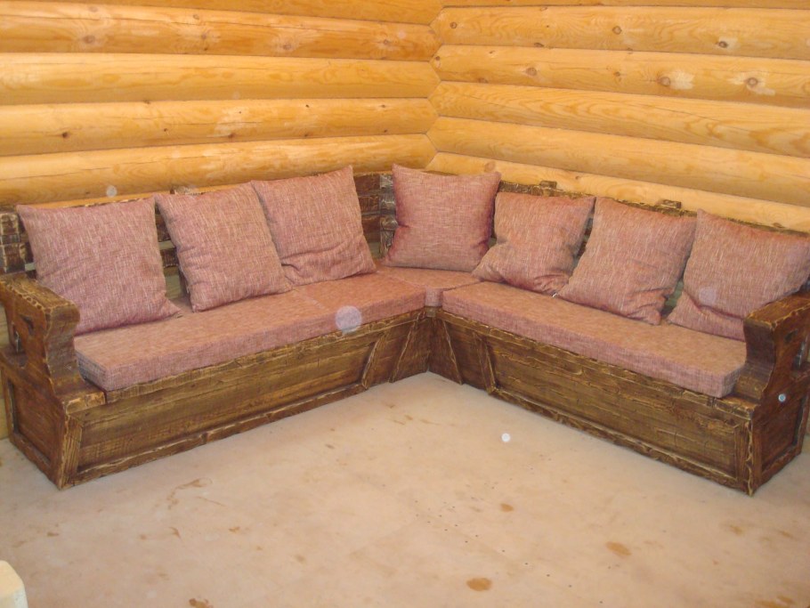 Угловой диванчик в баню