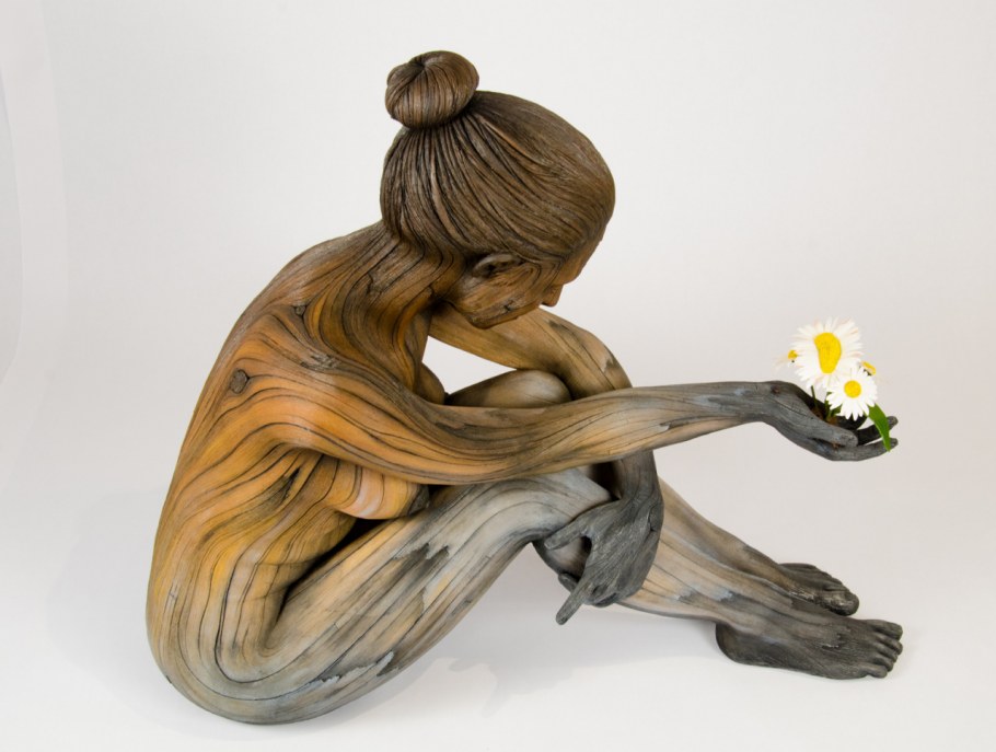 Необычные деревянные скульптуры