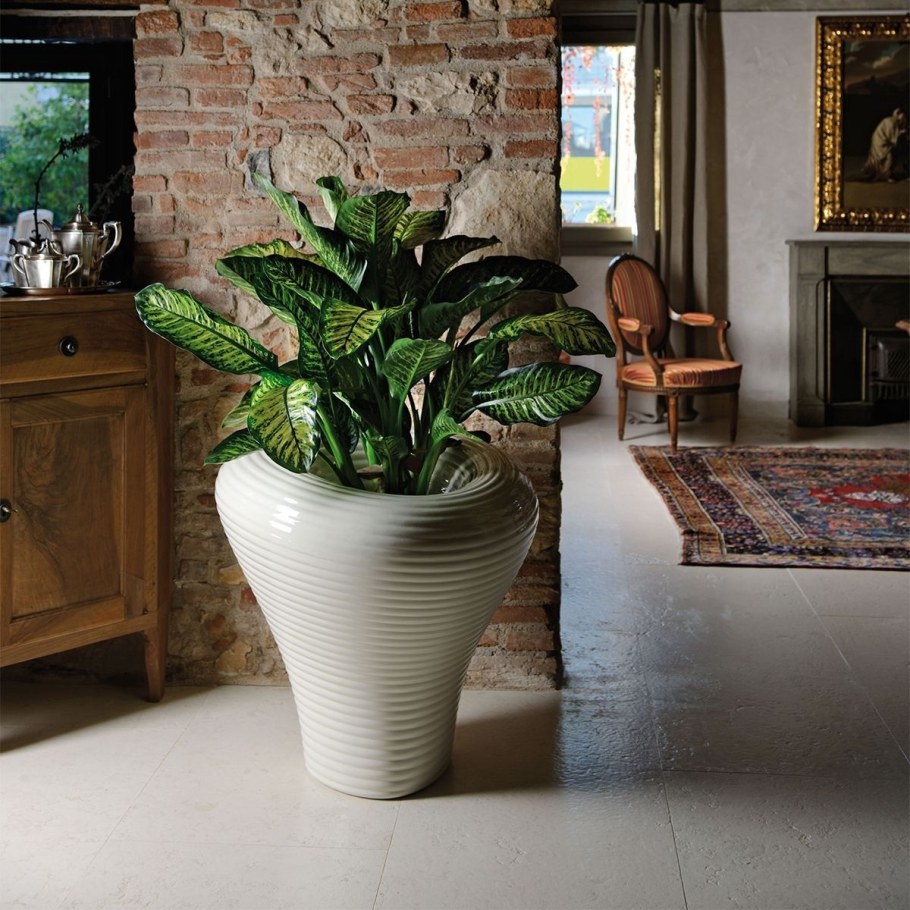 Кашпо для диффенбахии