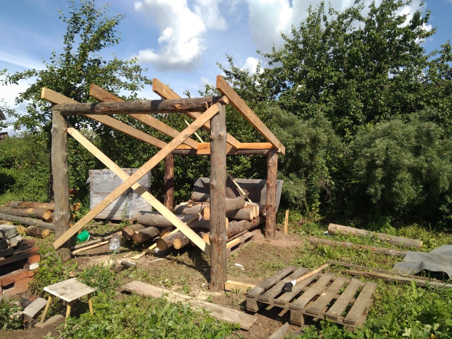 Сарай из кругляка