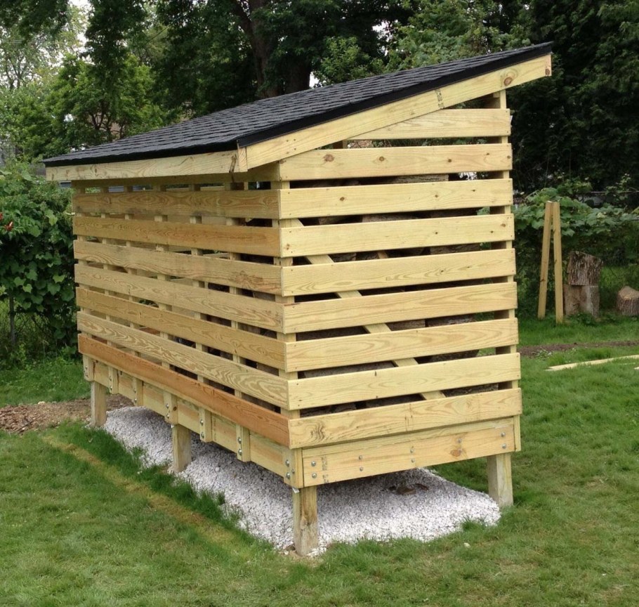 Сарай с поддонов