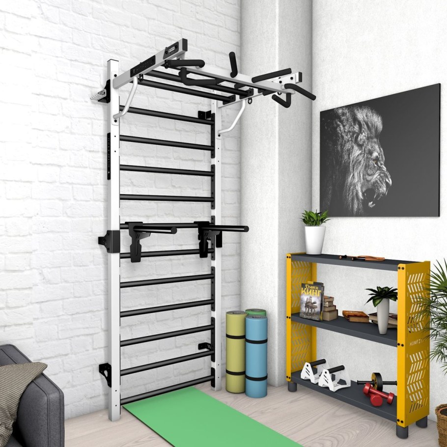 Комната для подростка со шведской стенкой