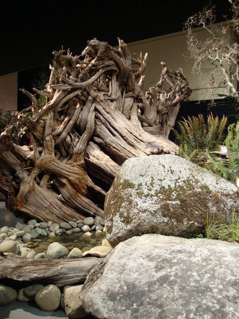 Рутарий водопад