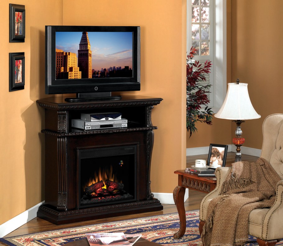 Угловой электрический камин в интерьере