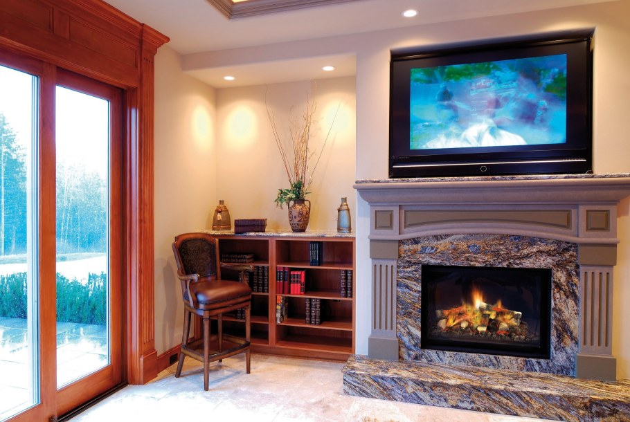 Камины в интерьере гостиной