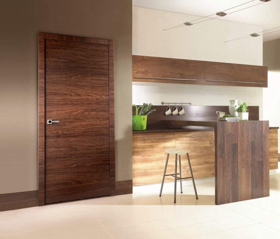 Двери межкомнатные Триада модель Крит американский орех