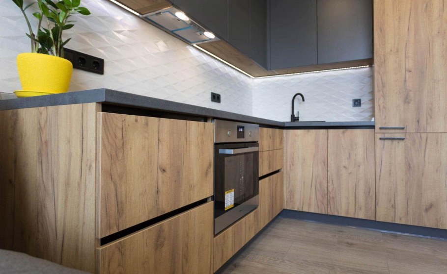 Кухня ЛДСП угловая фасады Эггер