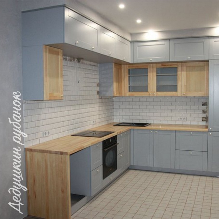 Кухня с антресолями