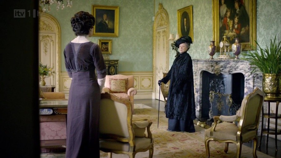 Аббатство Даунтон малая гостиная