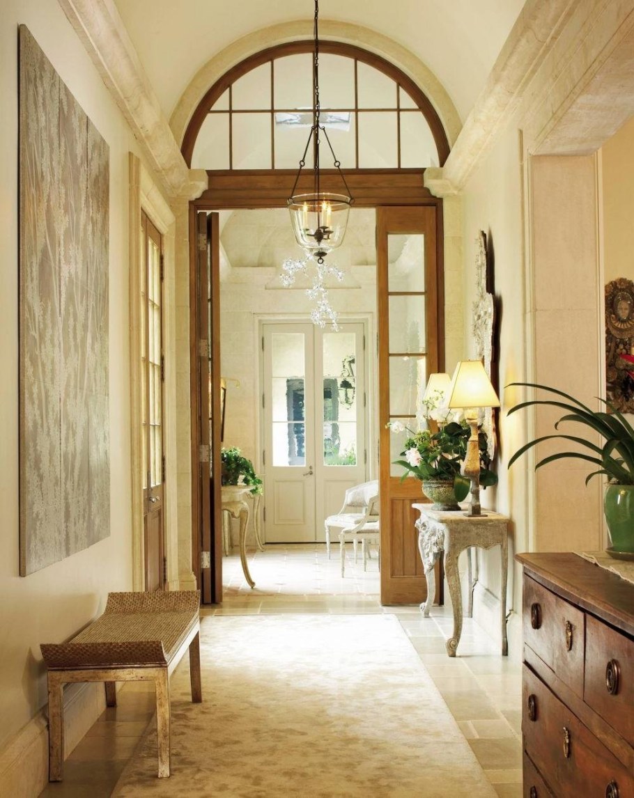 Прихожая во французском стиле