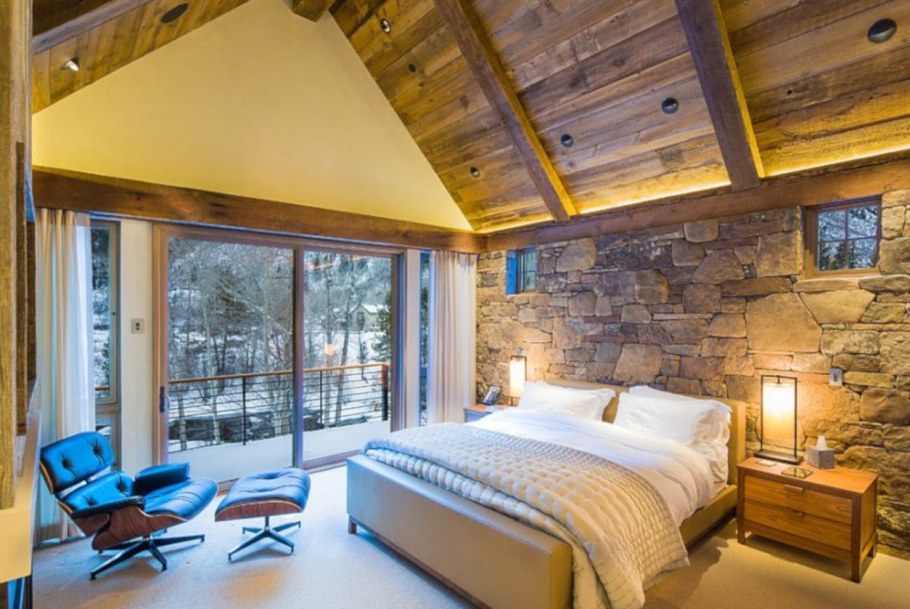 Спальня в частном доме