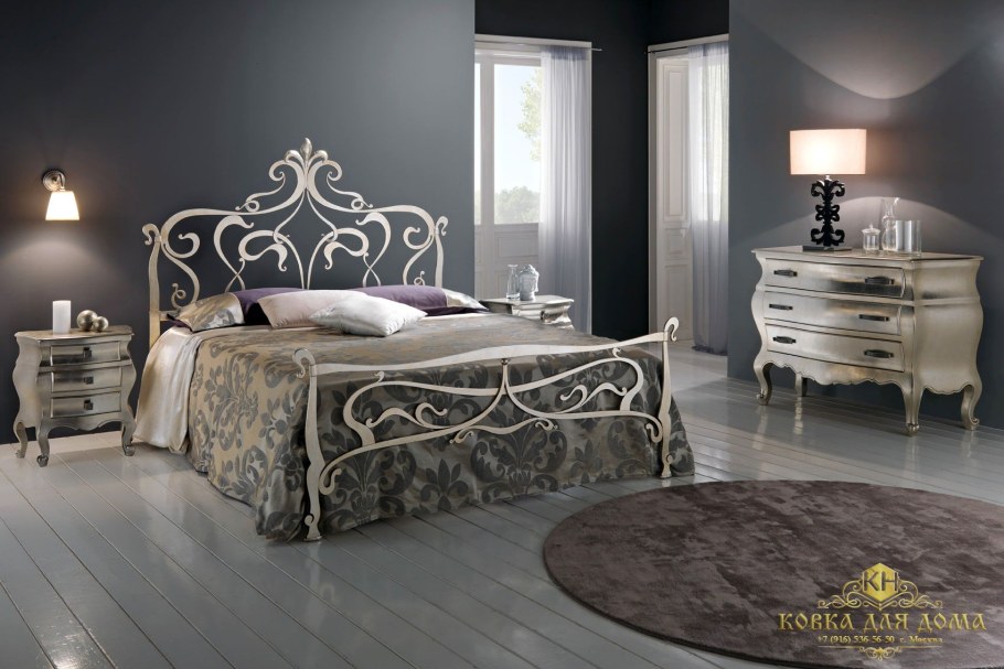 Кованый спальный гарнитур