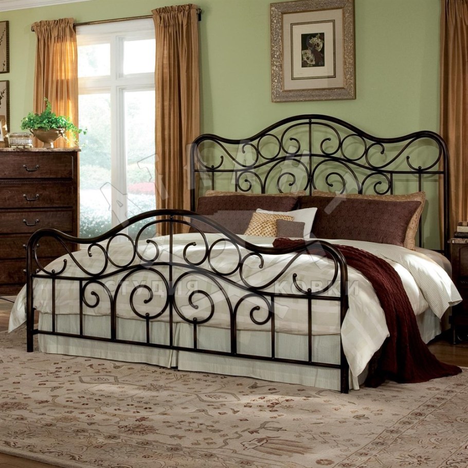 Кованая кровать в интерьере