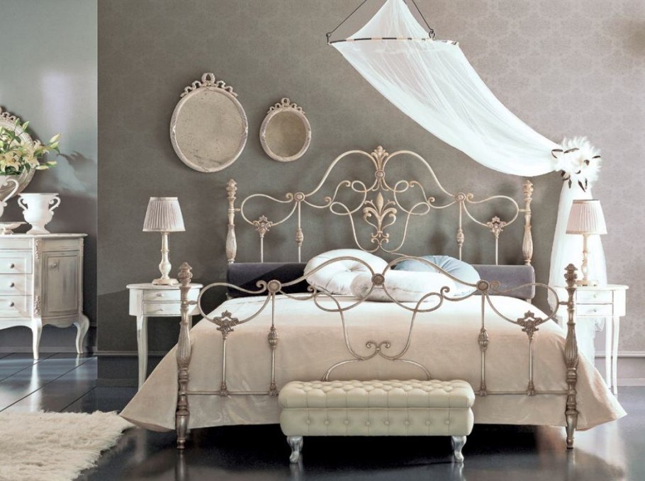 Кровать кованая белая