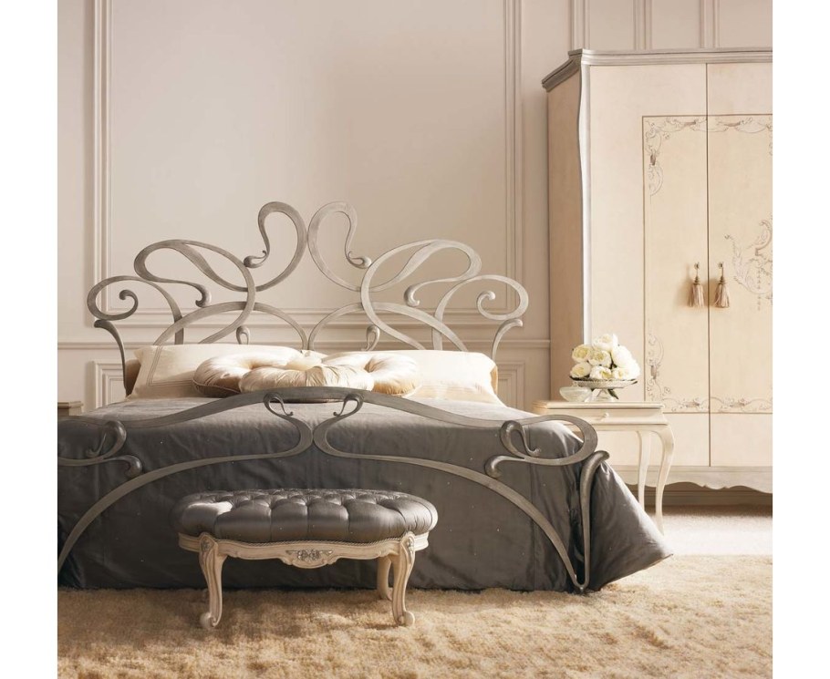 Кованые кровати