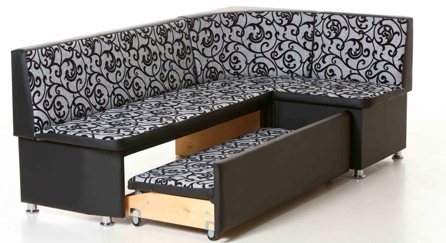 Компактный диван на кухню со спальным местом