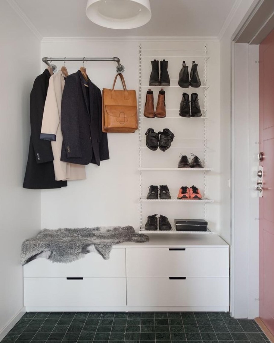 Мебель из Икеи для прихожей