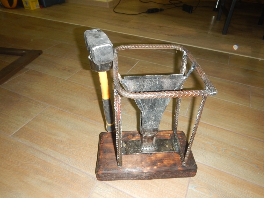 Для щепок приспособление