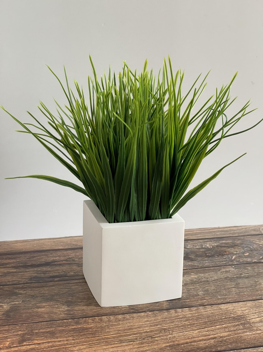 Трава искусственая декор