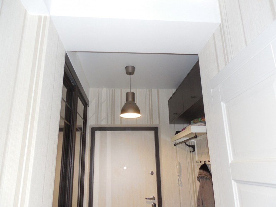 Антресоли в сталинке в прихожей