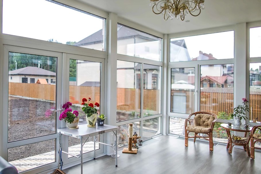 Панорамные окна Рехау