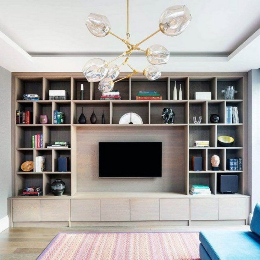 Книжные полки с телевизором
