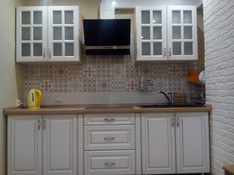 Плитка Керама Марацци Суррей в интерьере кухни