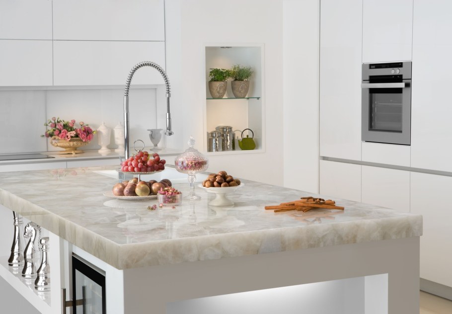 Caesarstone белый кварц 8141