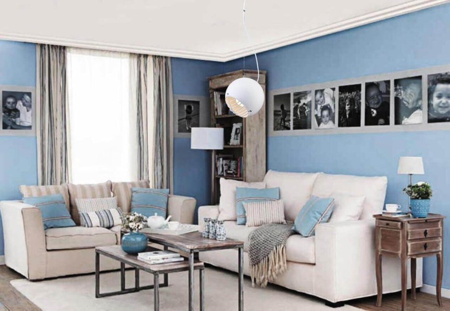 Голубые стены в гостиной