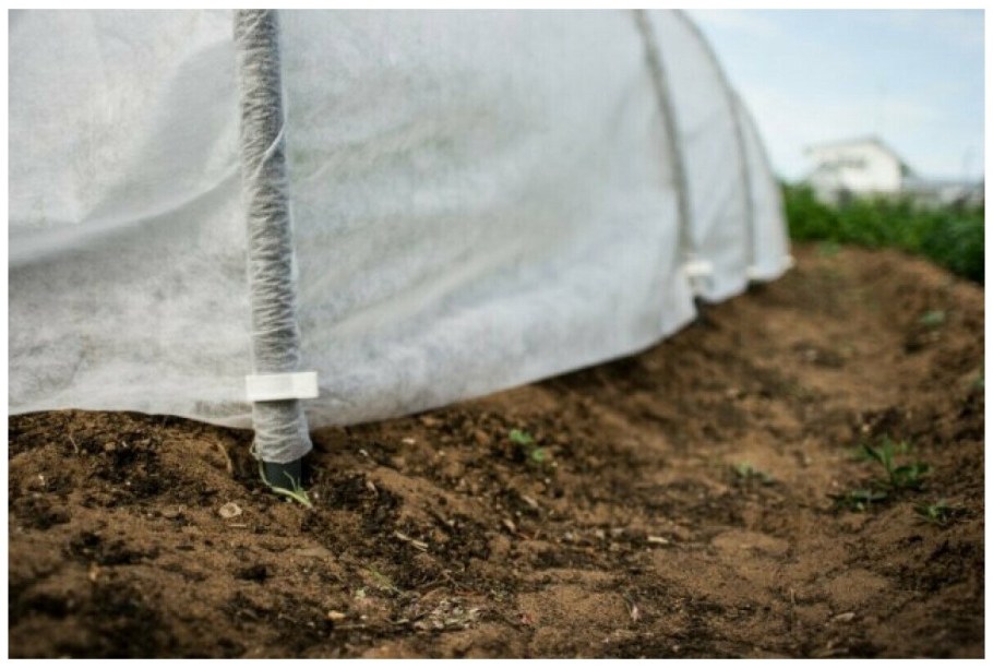 Крепежи для укрывного материала