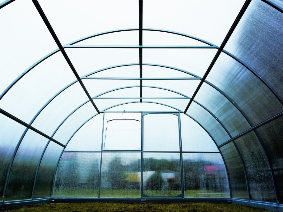 Поликарбонат тепличный 4 мм