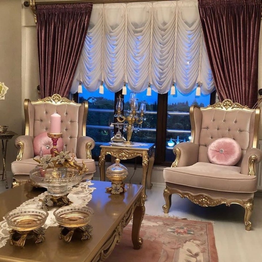 Лавандовый особняк турецкий