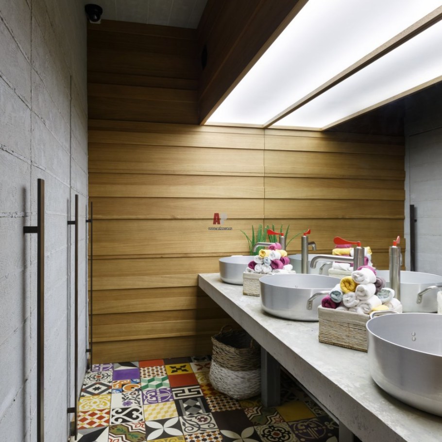 Интерьер гостевого туалета