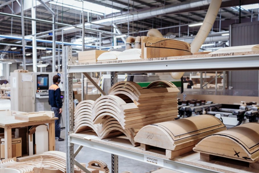 Мебельная фабрика Полотняный завод