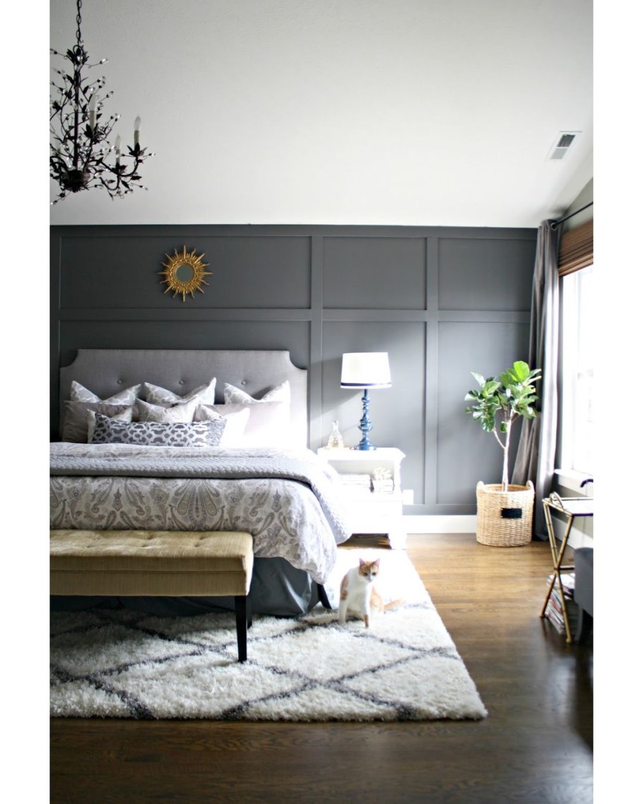 Ковер в интерьере спальни в современном стиле
