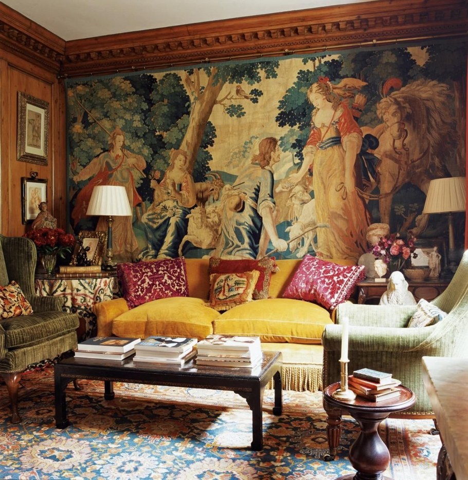 Гобелен в интерьере квартиры