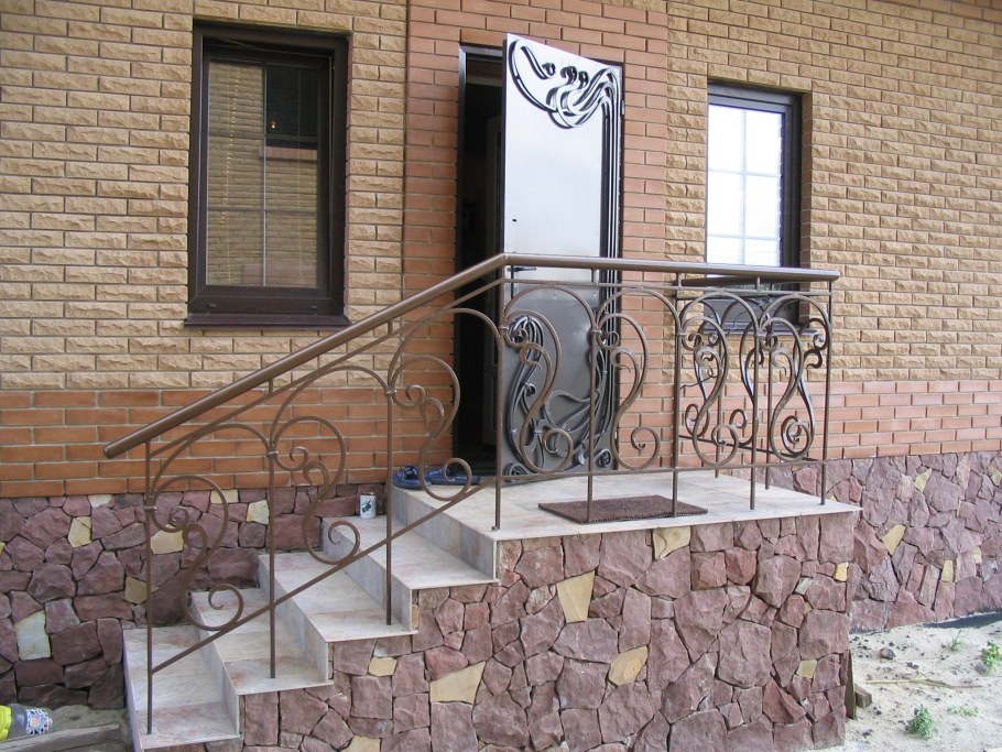 Ограждение крыльца