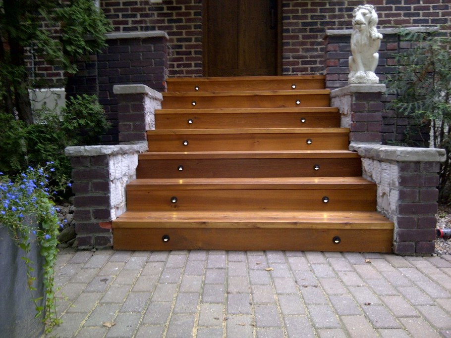 Входные ступеньки