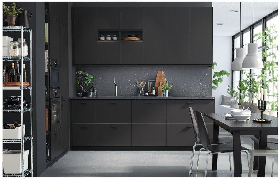 Кухни икеа черная Кунгсбака