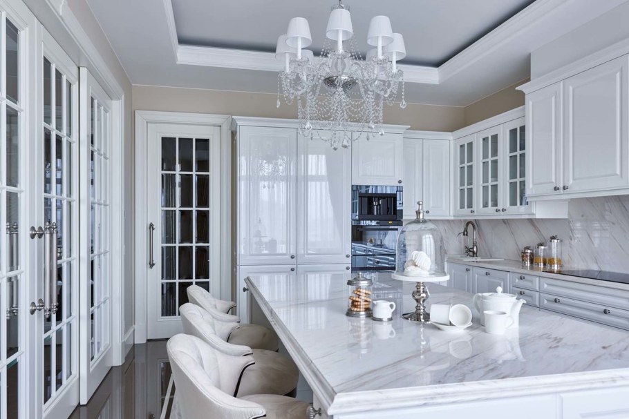 Белая кухня Неоклассика икеа