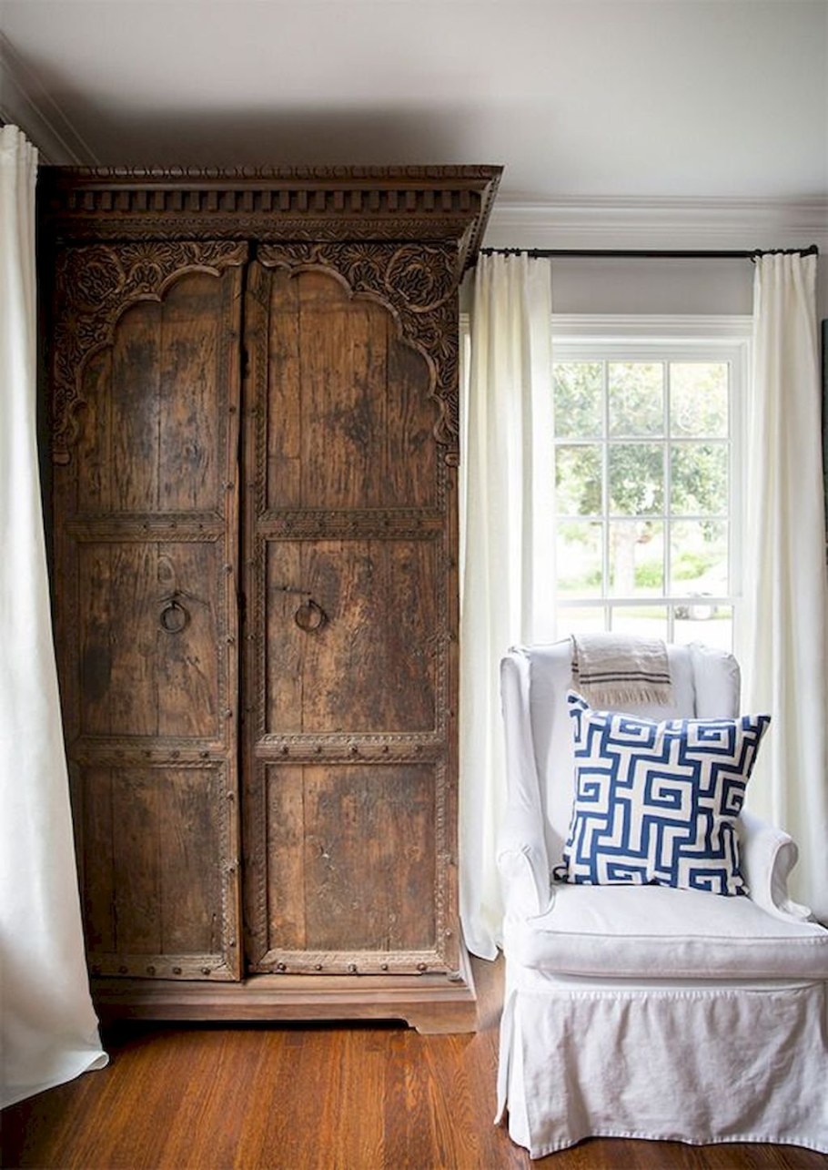 Старая мебель