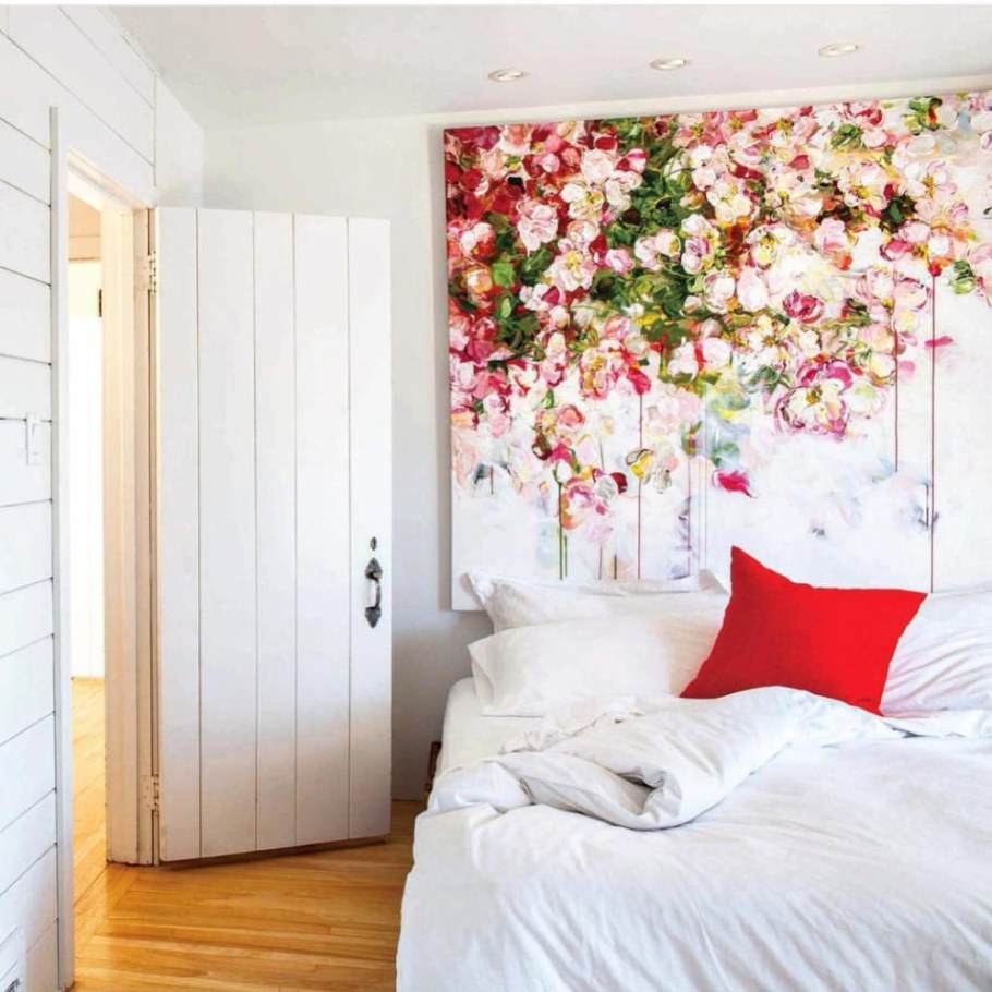 Картина в спальню