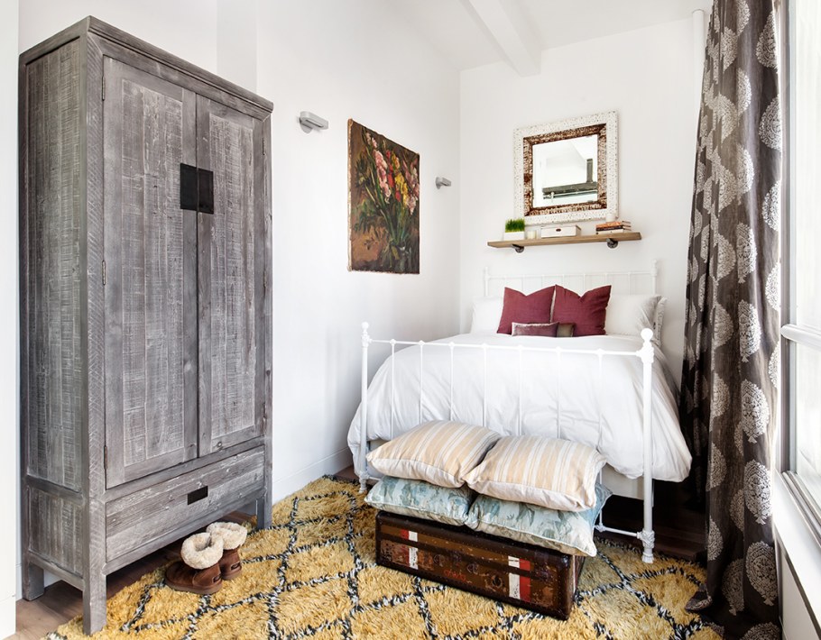 Маленькая спальня в стиле Кантри