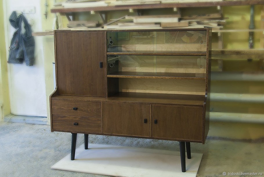 Сервант Румыния 60